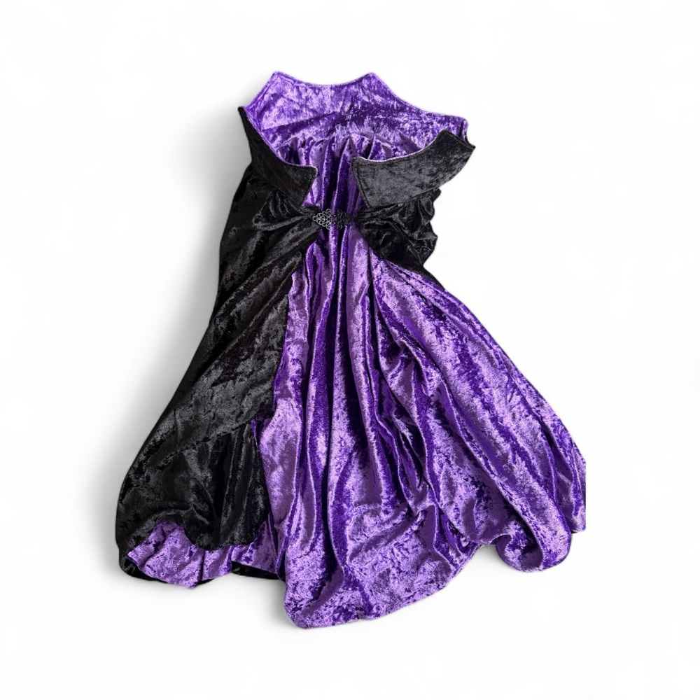 Purple and Black Velvet Cape - 4T - Maleficent, Halloween.